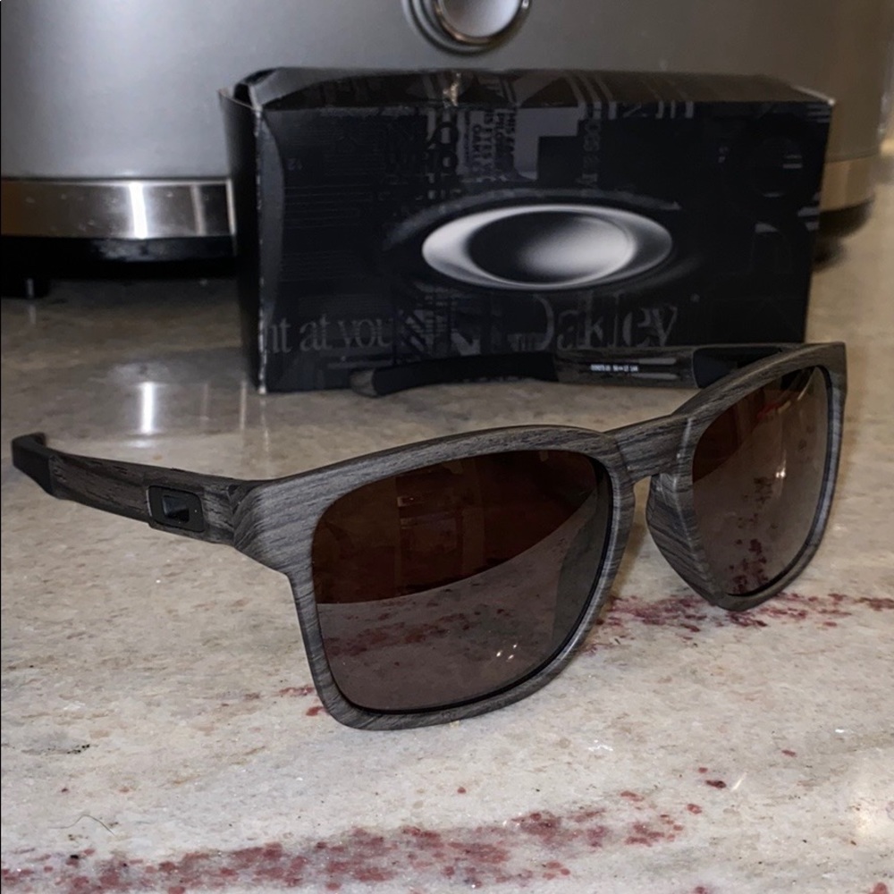 Oakley Catalyst Sunglasses